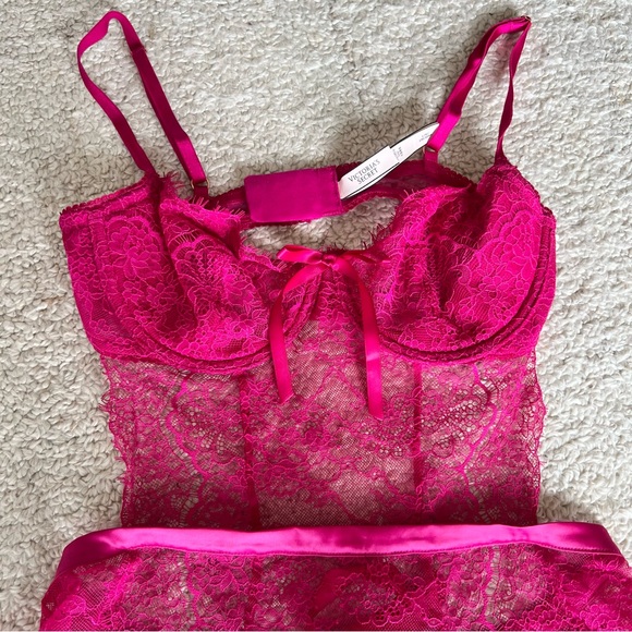 Victorias Secret Pink Lace Lingerie Size Large - Picture 3 of 4